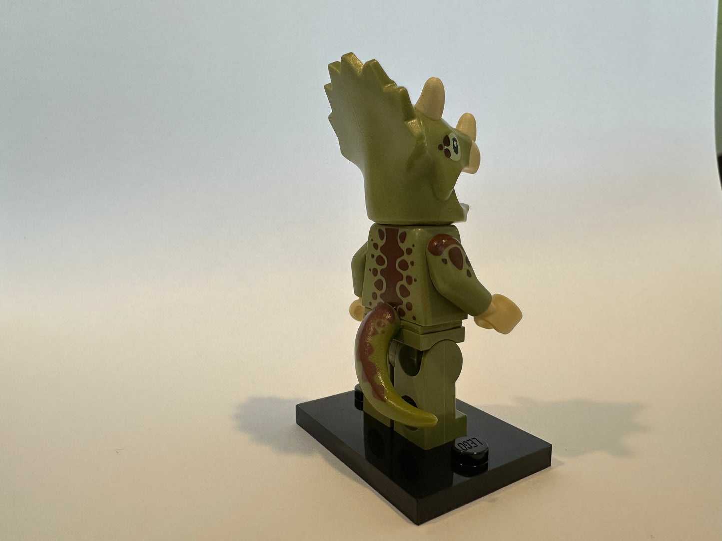 Lego Minifigures Series 25 Triceratops Costume Fan