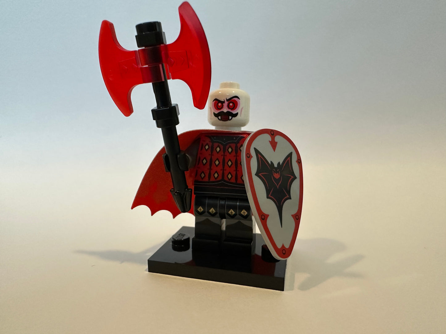 Lego Minifigures Series 25 Vampire Knight